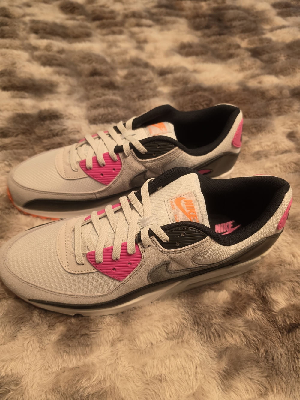 Nike Air Max 90 "Dunkin Donuts"    SIZE 15 DS Never Worn Or Tried On